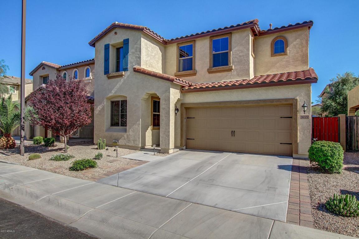 3227 E Virgil Dr, Gilbert, AZ 85298 photo 2