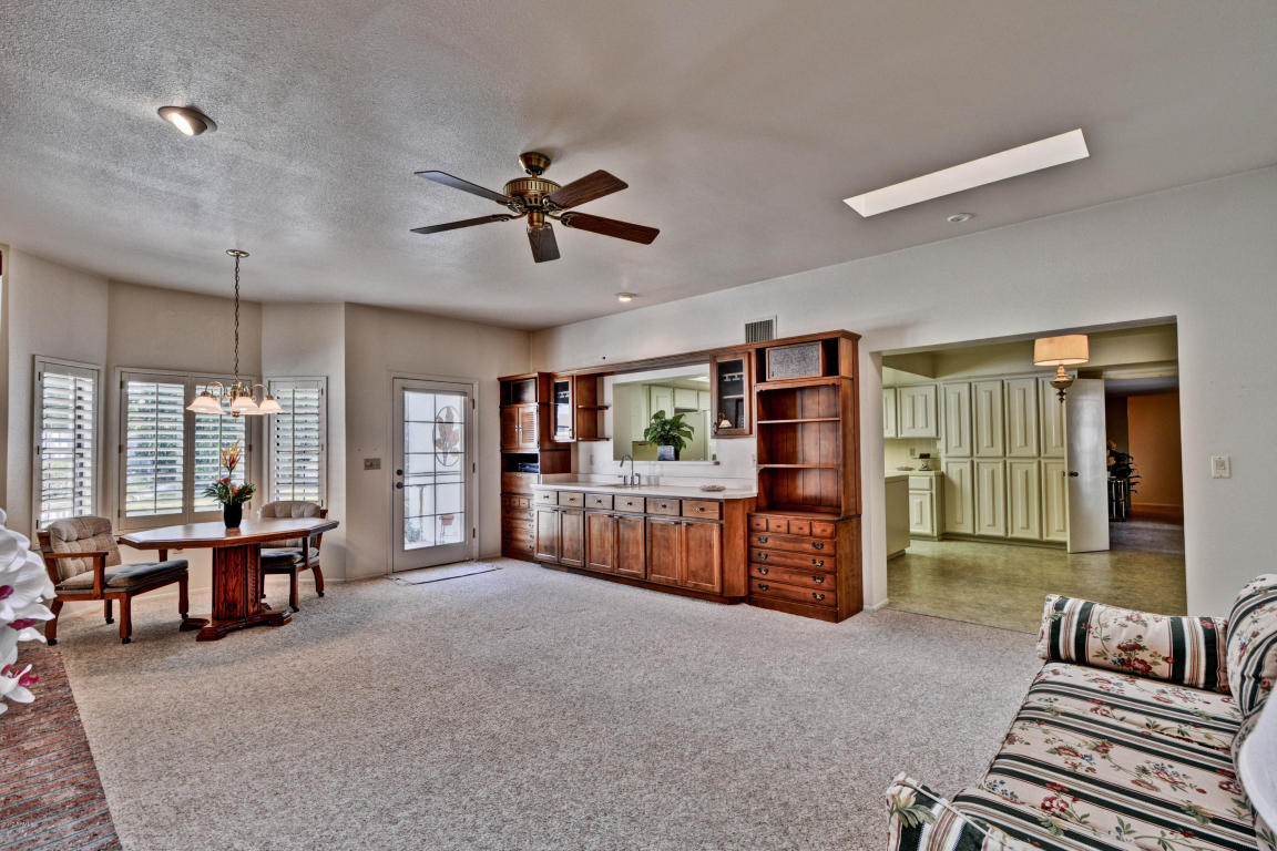 23 E Calavar Rd, Phoenix, AZ 85022 photo 12