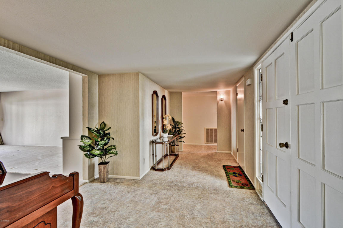 23 E Calavar Rd, Phoenix, AZ 85022 photo 5