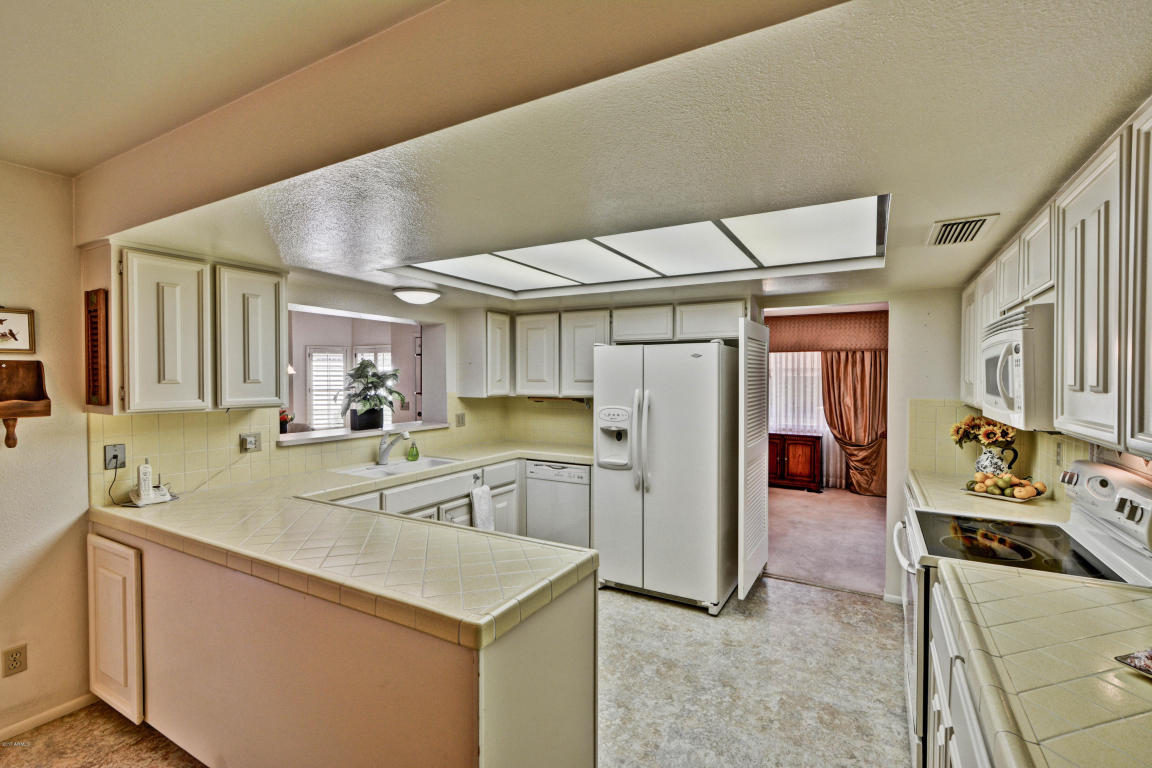 23 E Calavar Rd, Phoenix, AZ 85022 photo 10
