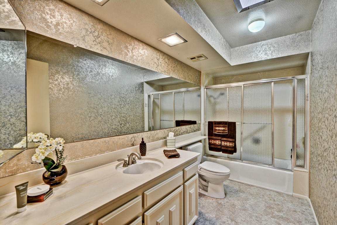 23 E Calavar Rd, Phoenix, AZ 85022 photo 19