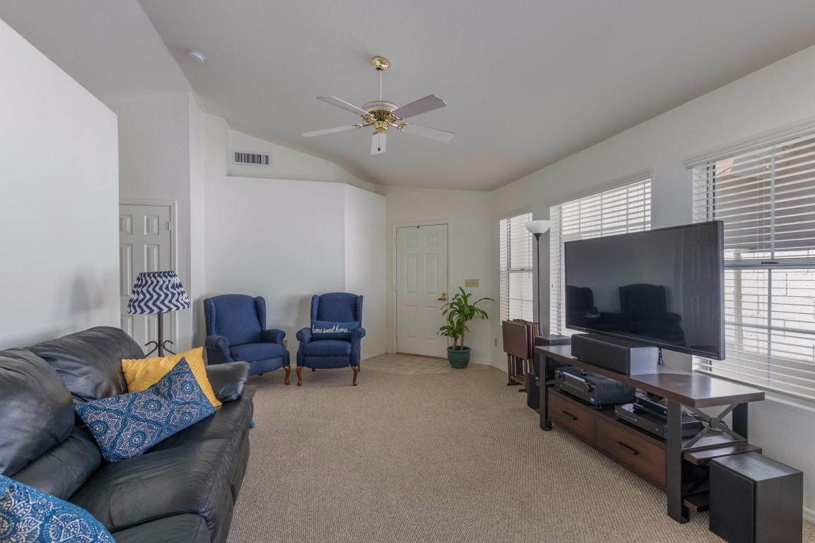 2306 Evans Dr, Phoenix, AZ 85022 photo 2