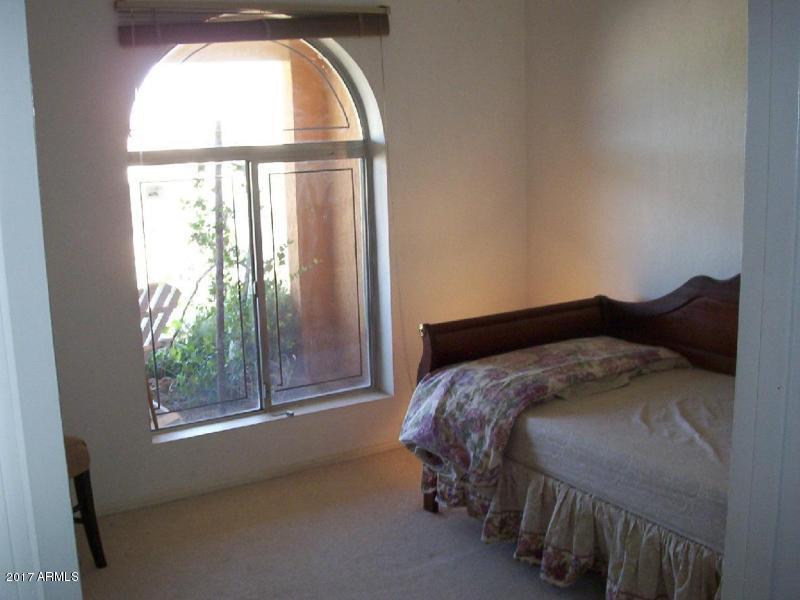 3101 E Claire Dr, Phoenix, AZ 85032 photo 9