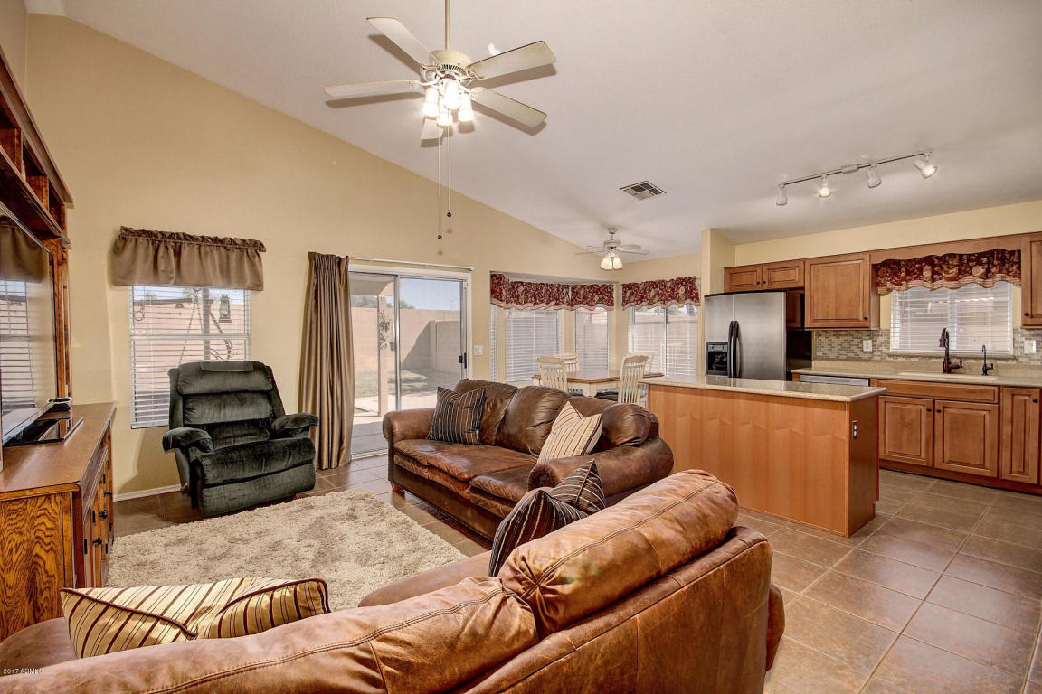 6916 E Lakeview Ave, Mesa, AZ 85209 photo 9