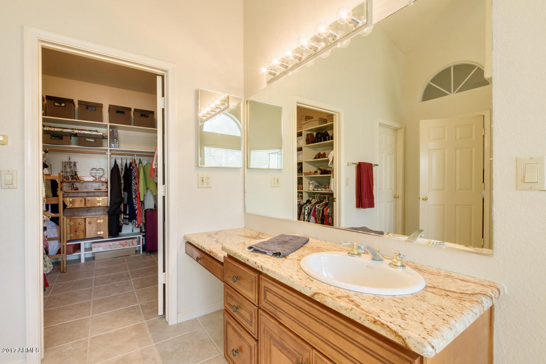 2813 E Calavar Rd, Phoenix, AZ 85032 photo 32