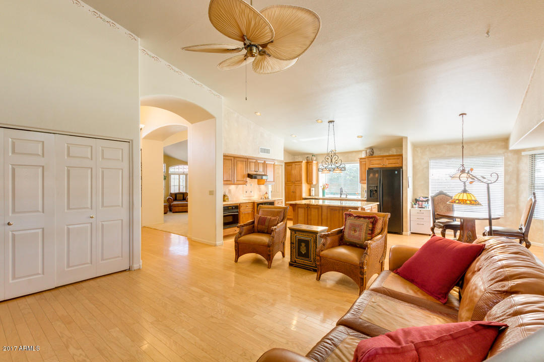 2813 E Calavar Rd, Phoenix, AZ 85032 photo 22
