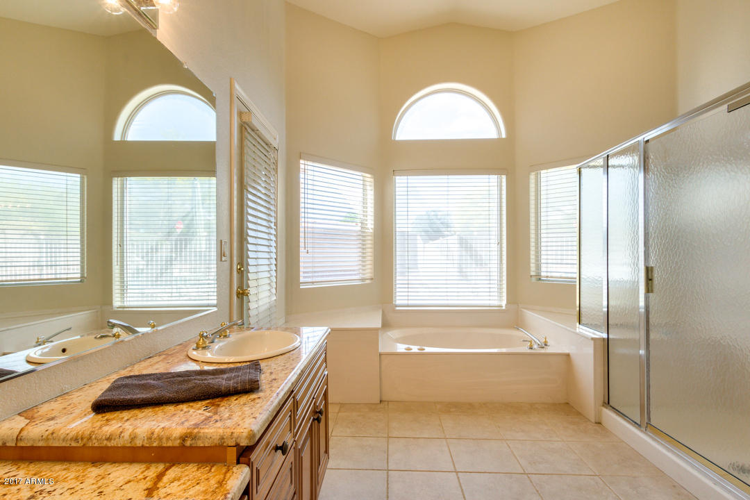 2813 E Calavar Rd, Phoenix, AZ 85032 photo 28