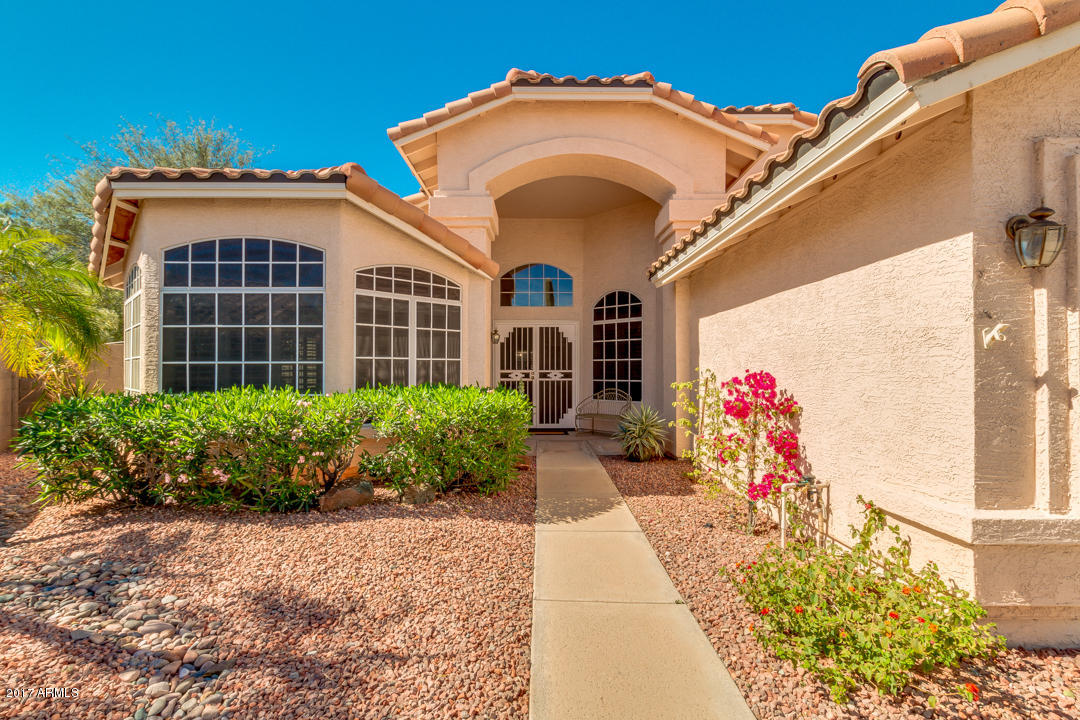 2813 E Calavar Rd, Phoenix, AZ 85032 photo 4