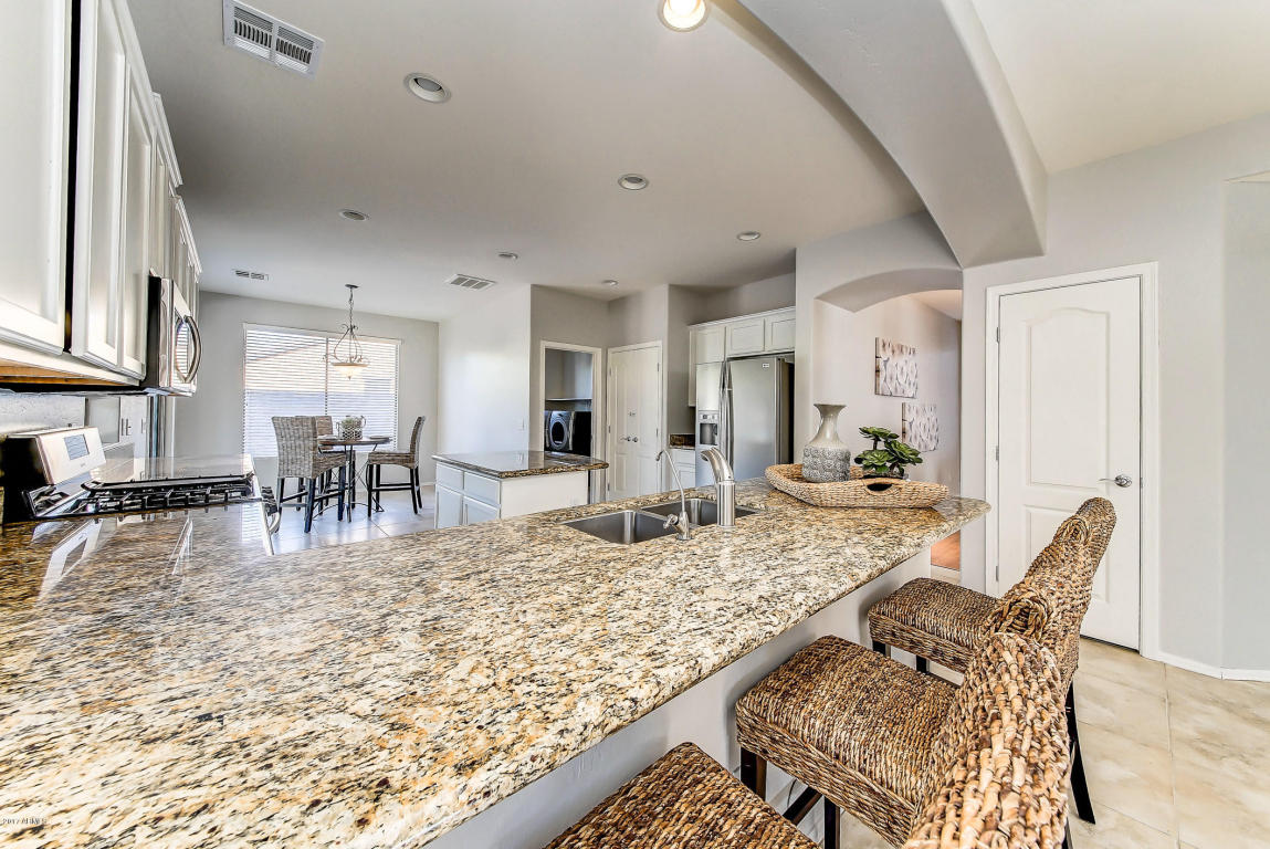 1302 E Indigo St, Gilbert, AZ 85298 photo 12
