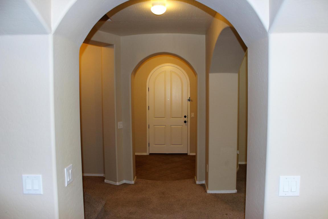 4758 E Woodside Way, Gilbert, AZ 85297 photo 7