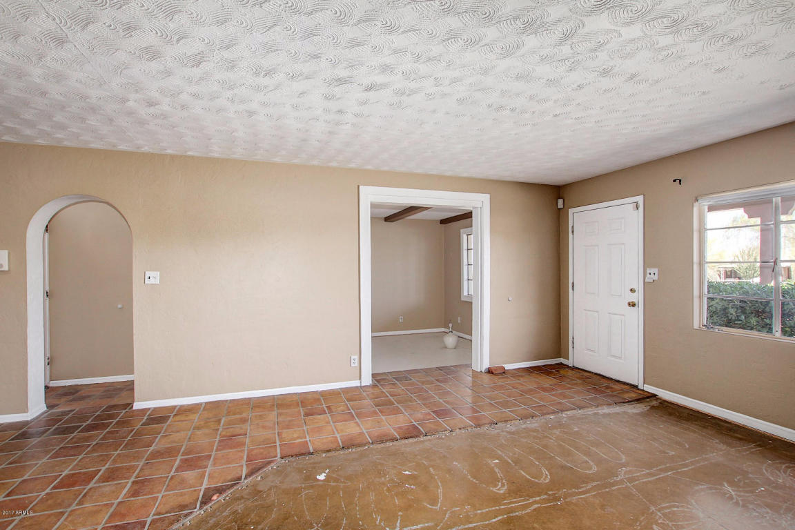307 W Dobbins Rd, Phoenix, AZ 85041 photo 5