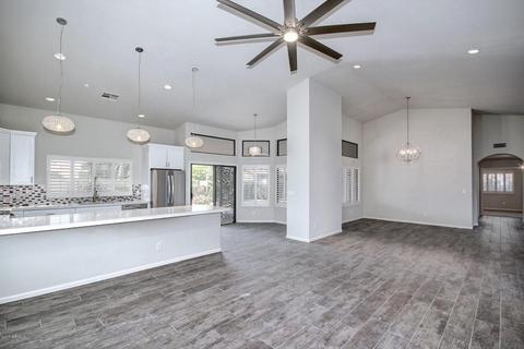 219 E Caroline Ln, Tempe, AZ 85284 photo 4