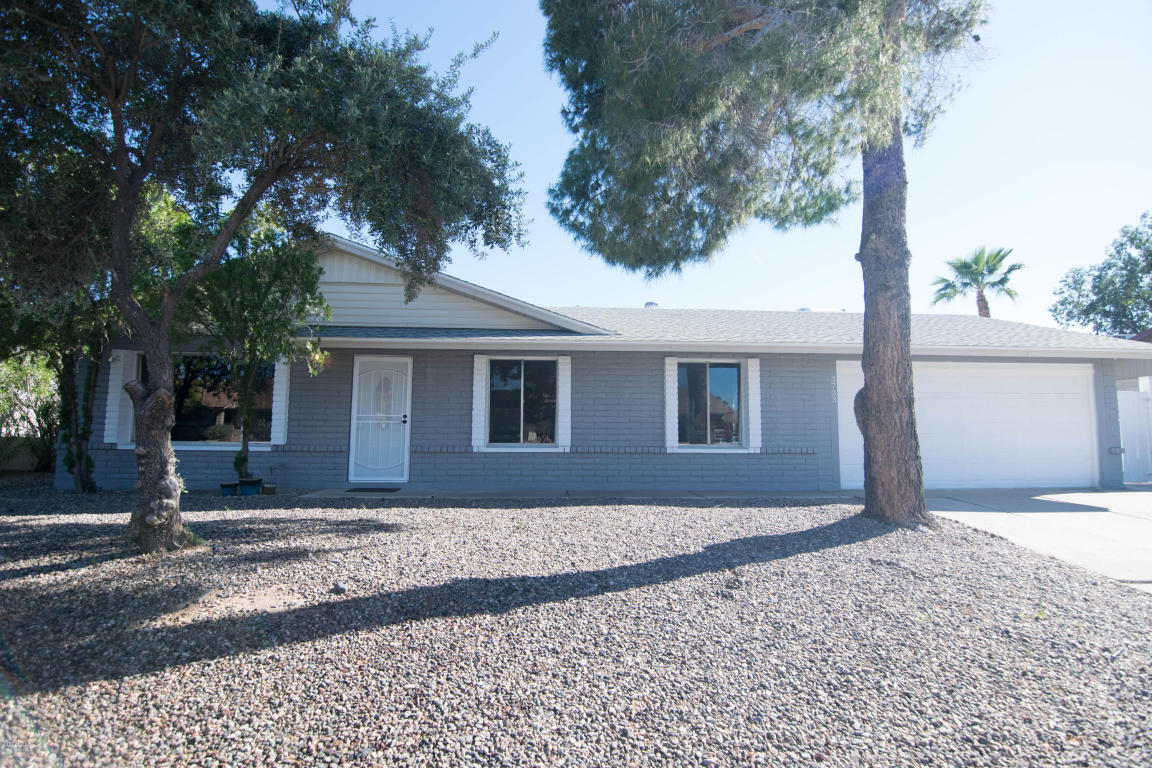 3733 E Wethersfield Rd, Phoenix, AZ 85032 photo 2