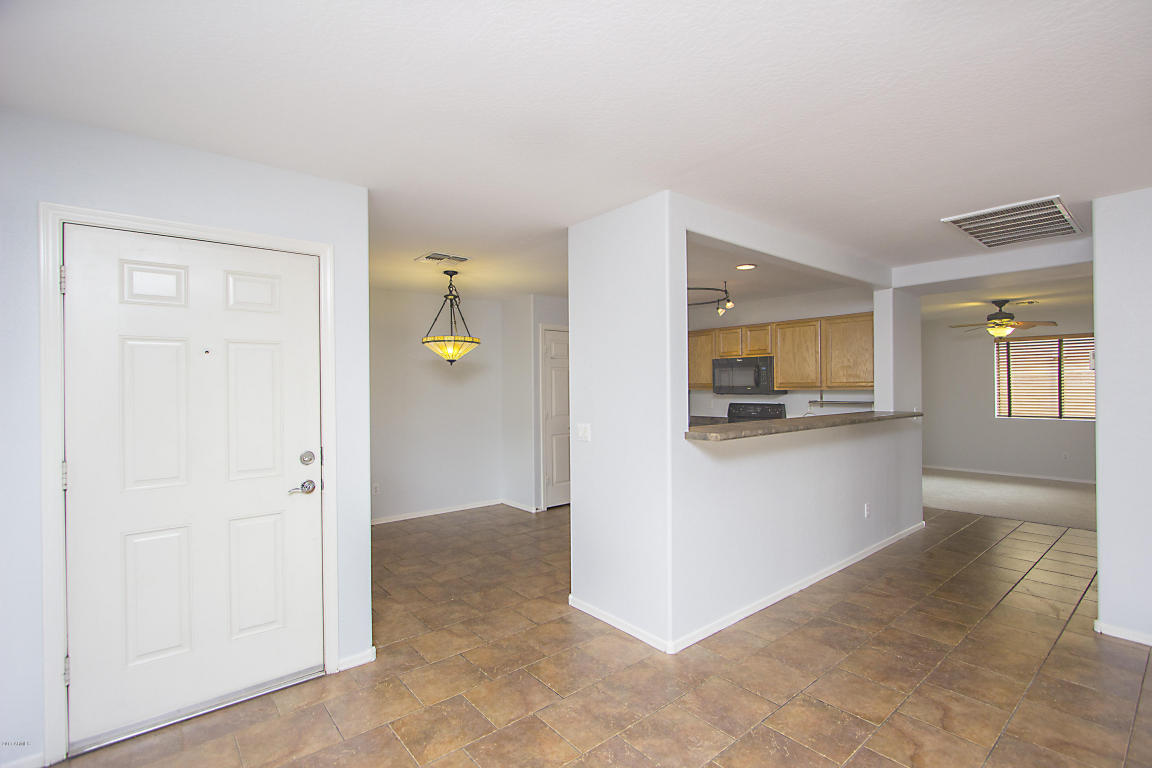2914 S 80th Ave, Phoenix, AZ 85043 photo 9