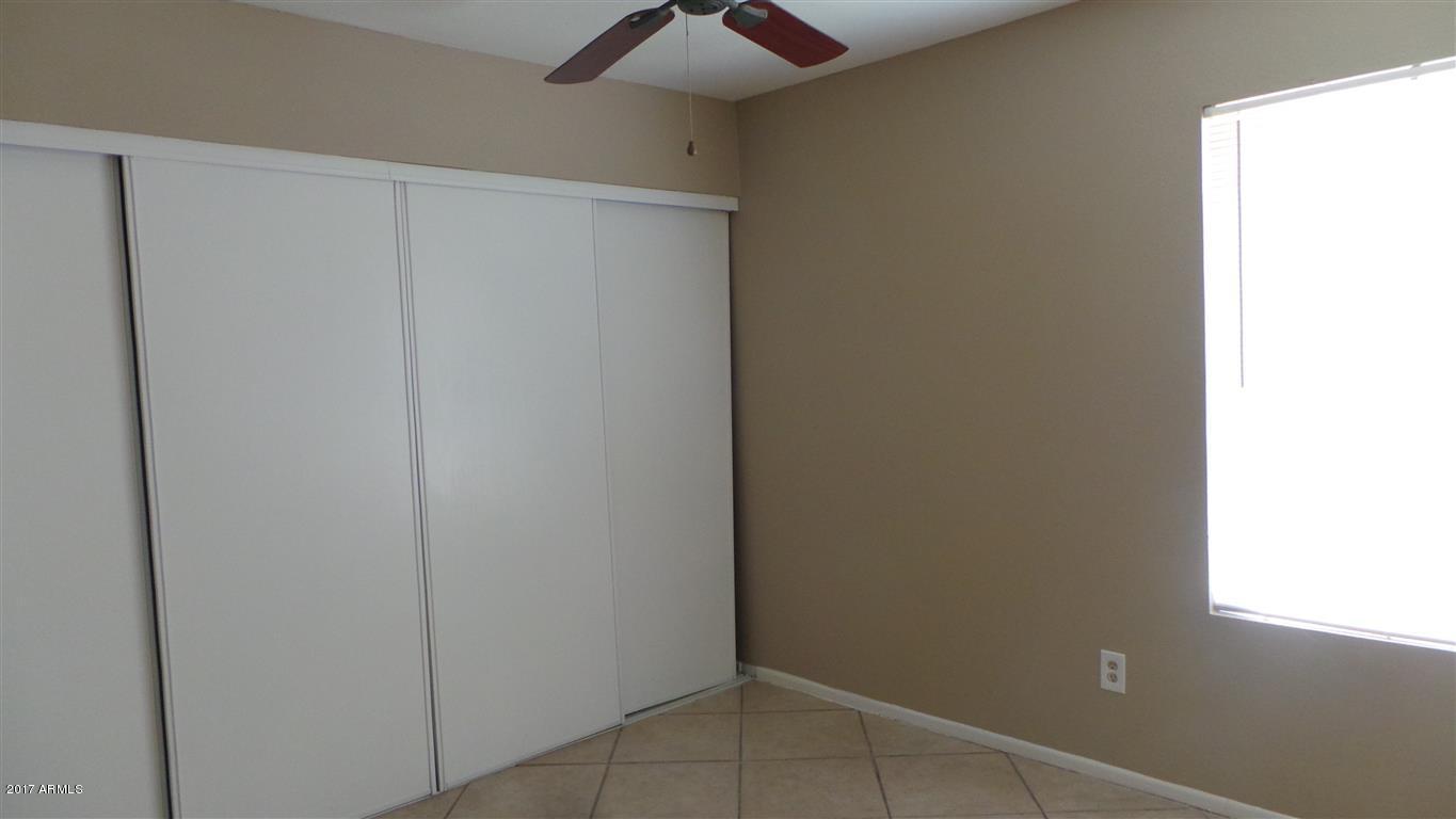 4713 N 76th Dr, Phoenix, AZ 85033 photo 9
