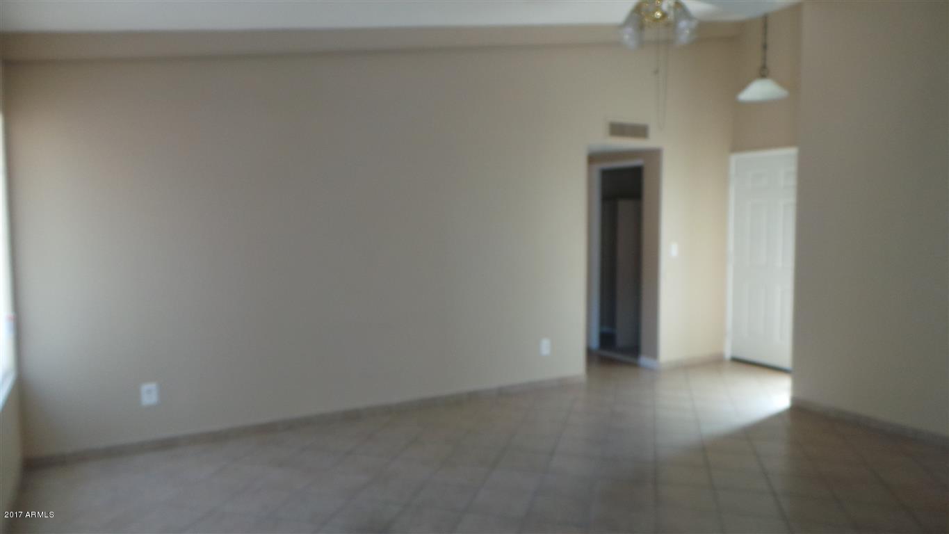 4713 N 76th Dr, Phoenix, AZ 85033 photo 3