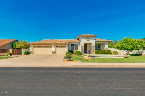 4642 E Downing Cir, Mesa, AZ 85205 photo 2