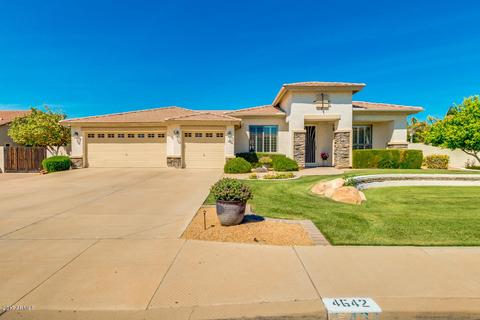 4642 E Downing Cir, Mesa, AZ 85205 photo 3