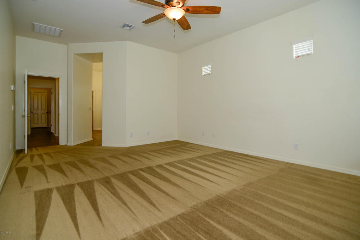 3570 E Comstock Dr, Gilbert, AZ 85296 photo 5