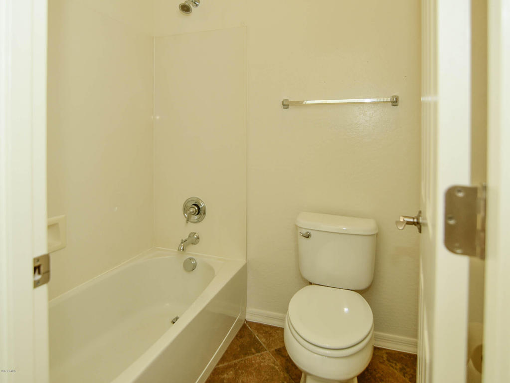 3570 E Comstock Dr, Gilbert, AZ 85296 photo 12