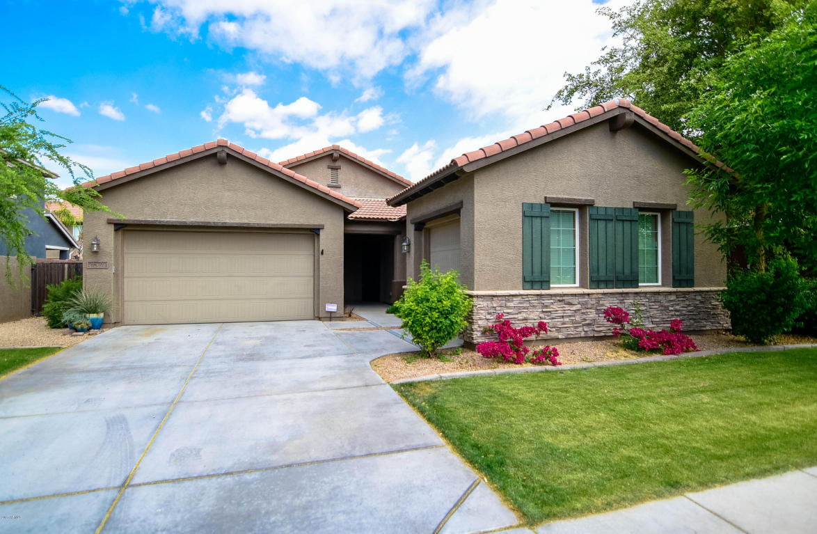 3570 E Comstock Dr, Gilbert, AZ 85296 photo 1