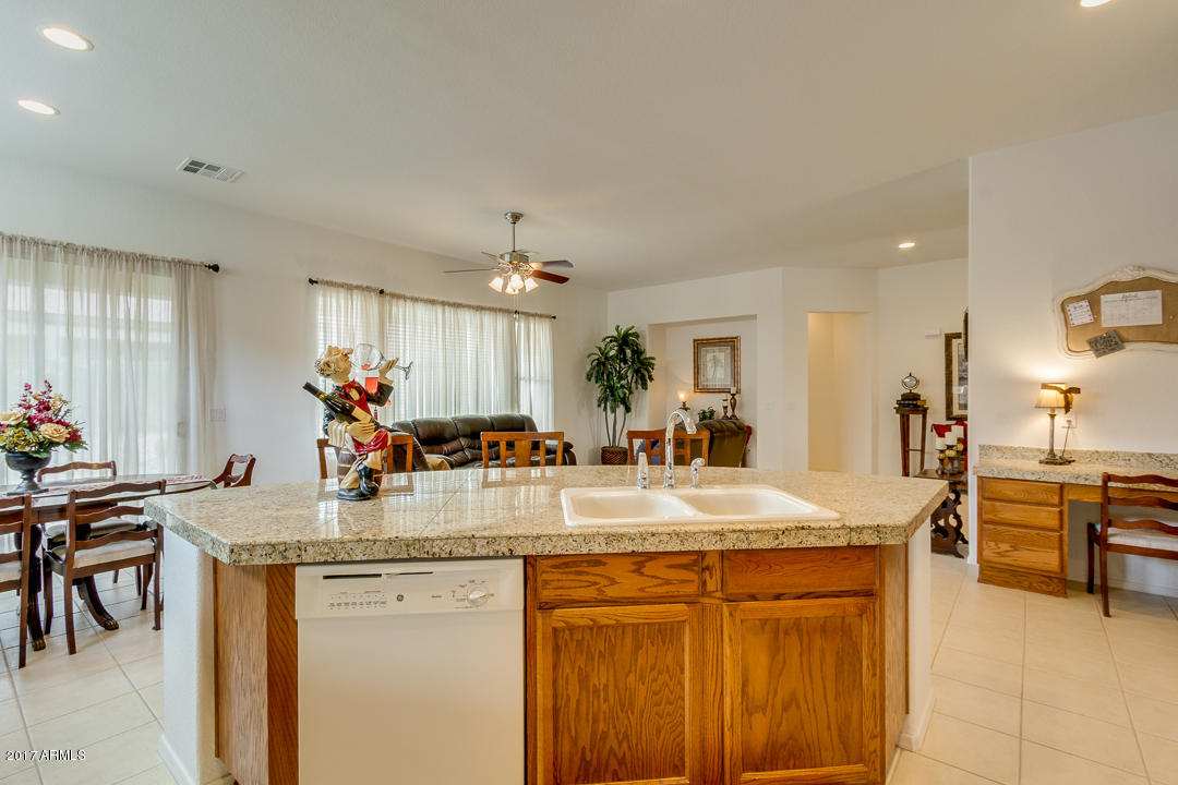 4225 E Narrowleaf Dr, Gilbert, AZ 85298 photo 8