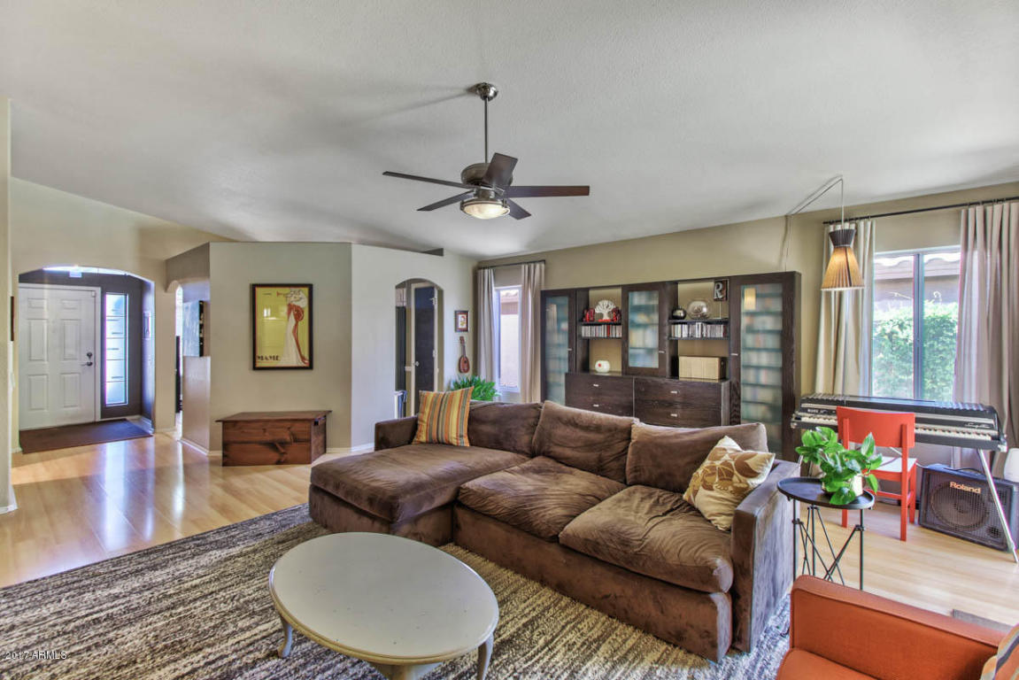 2219 E Ross Ave, Phoenix, AZ 85024 photo 7