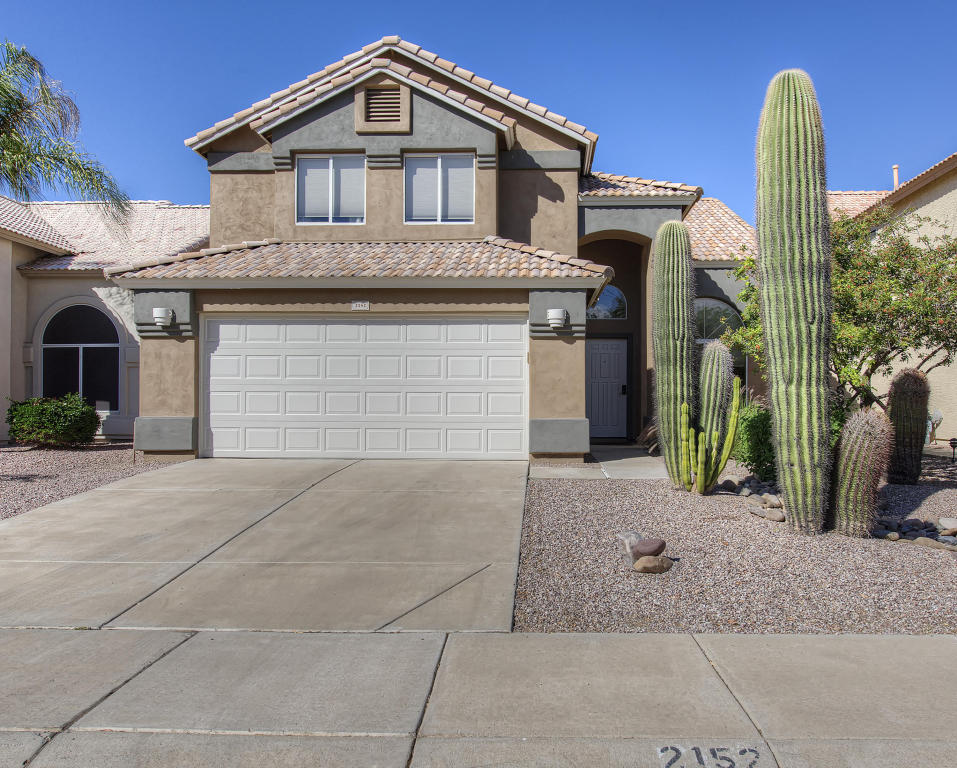 2152 E Rosemonte Dr, Phoenix, AZ 85024 photo 1