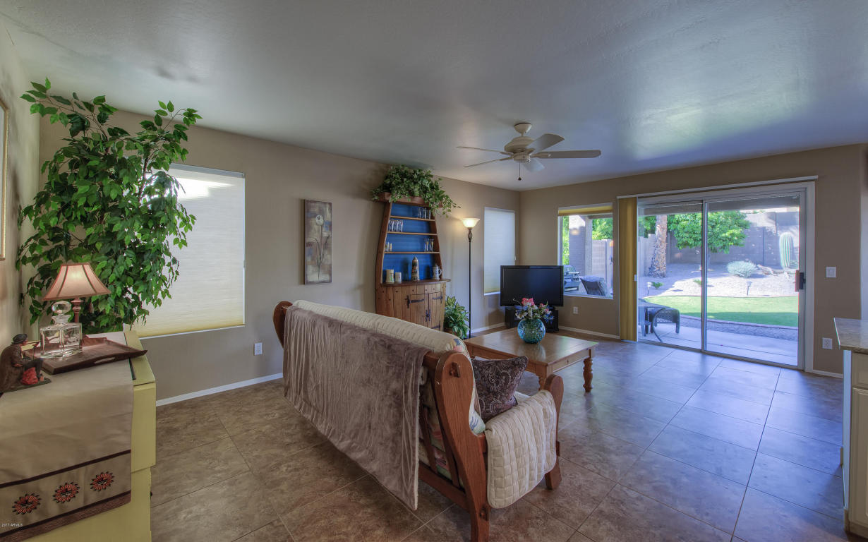 2152 E Rosemonte Dr, Phoenix, AZ 85024 photo 4