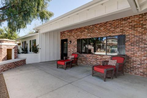 4585 E Calle Tuberia --, Phoenix, AZ 85018 photo 2