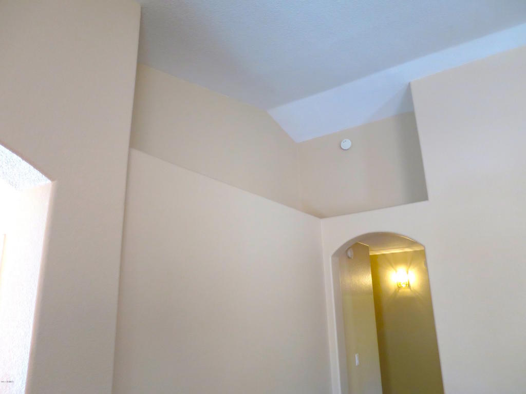 320 W Gail Dr, Gilbert, AZ 85233 photo 5
