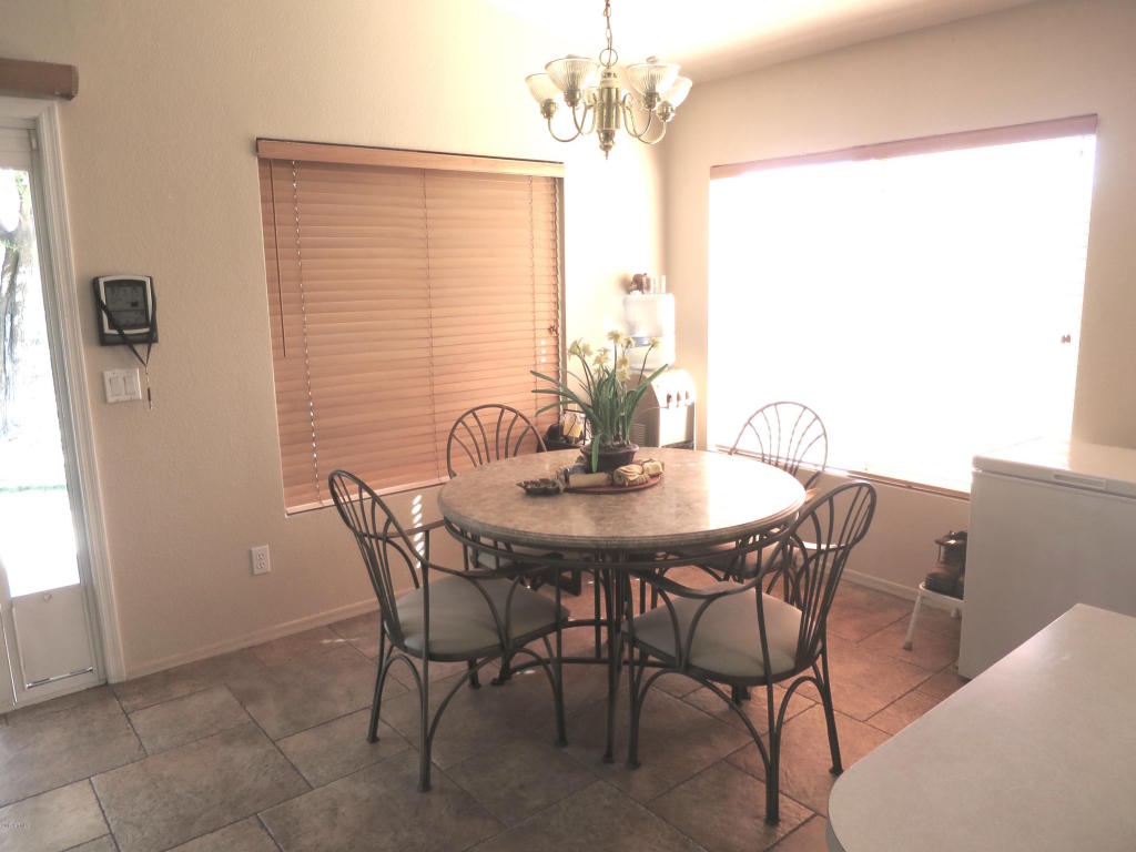 320 W Gail Dr, Gilbert, AZ 85233 photo 6