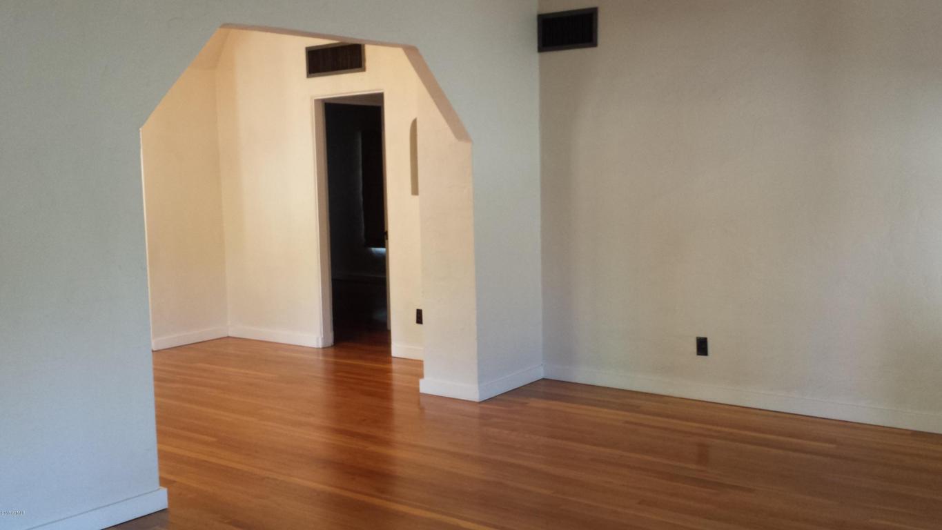 1539 E Cheery Lynn Rd, Phoenix, AZ 85014 photo 3