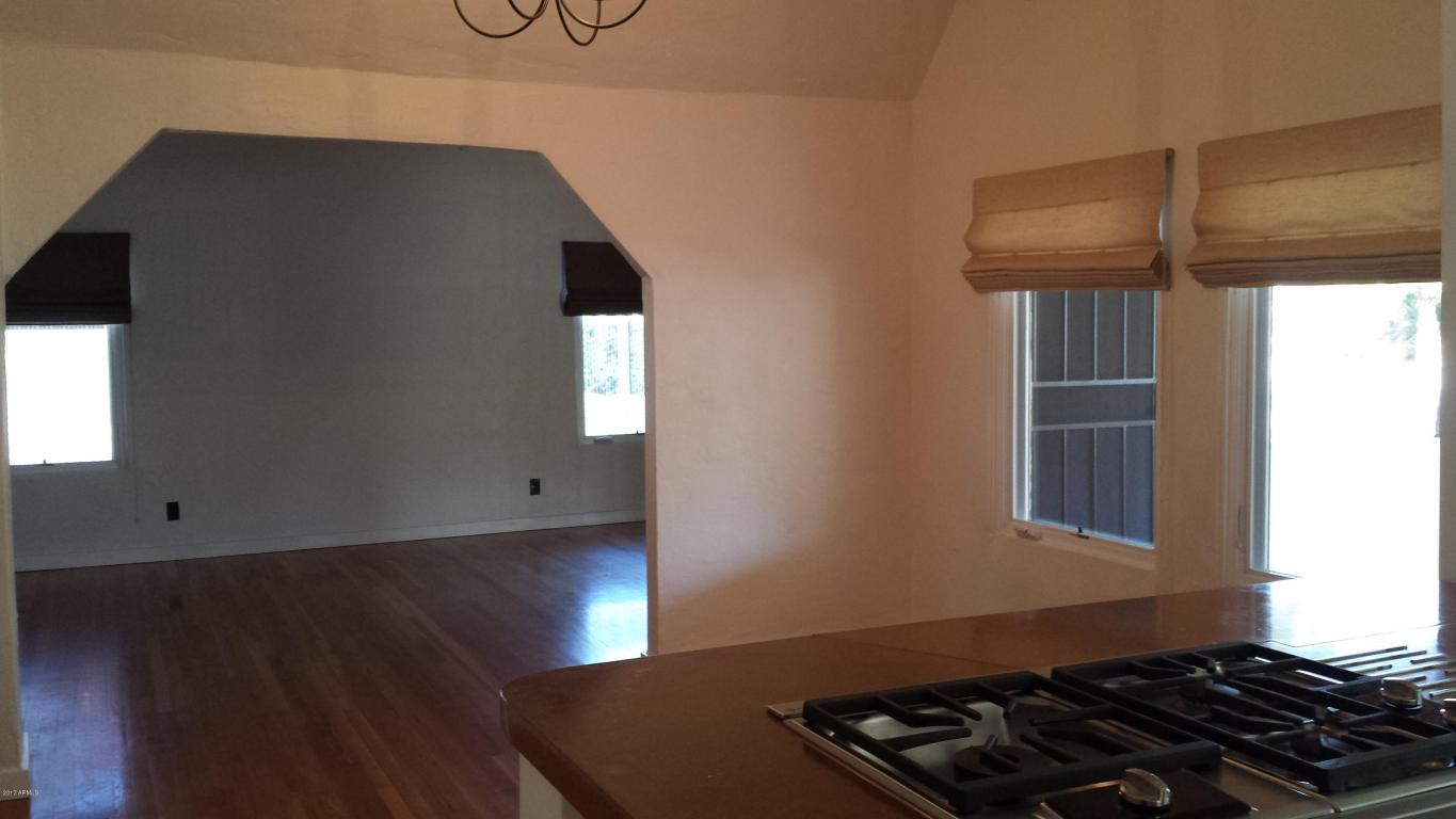 1539 E Cheery Lynn Rd, Phoenix, AZ 85014 photo 7