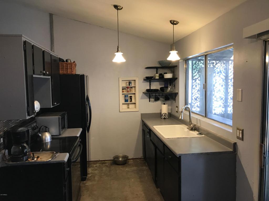 1610 E Sandra Ter, Phoenix, AZ 85022 photo 3