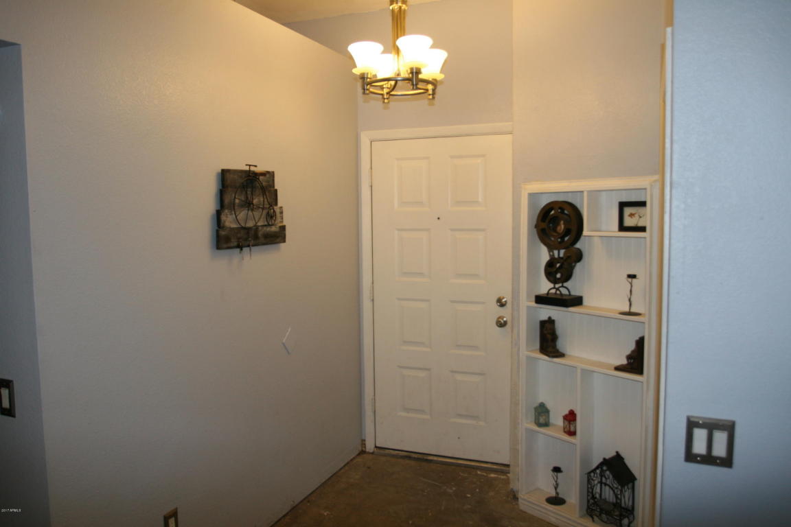 1610 E Sandra Ter, Phoenix, AZ 85022 photo 4