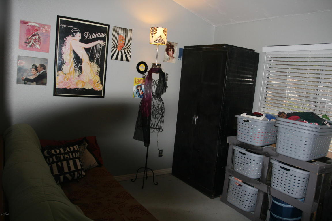 1610 E Sandra Ter, Phoenix, AZ 85022 photo 8