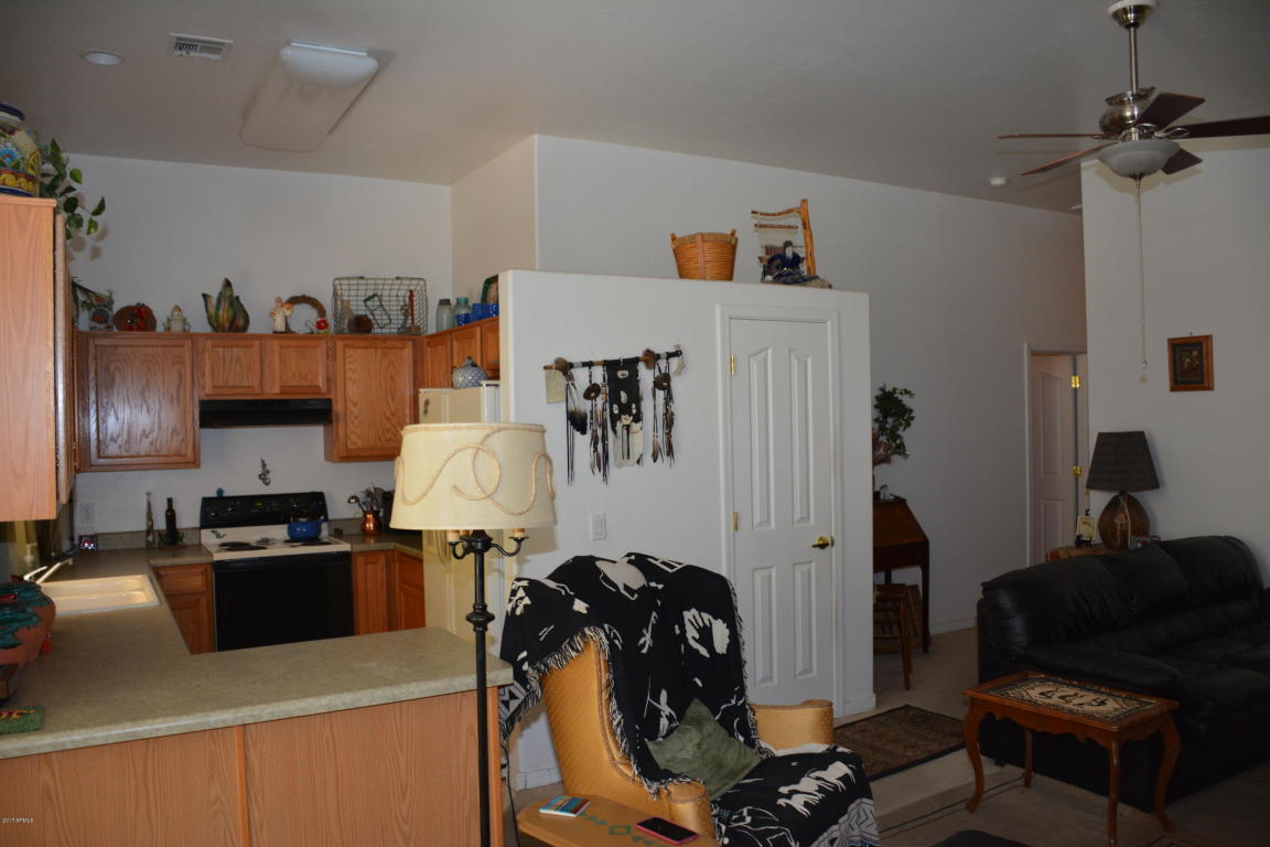 877 S Apache Dream Way, Apache Junction, AZ 85120 photo 4