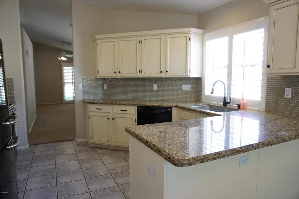 2030 E Glenhaven Dr, Phoenix, AZ 85048 photo 5