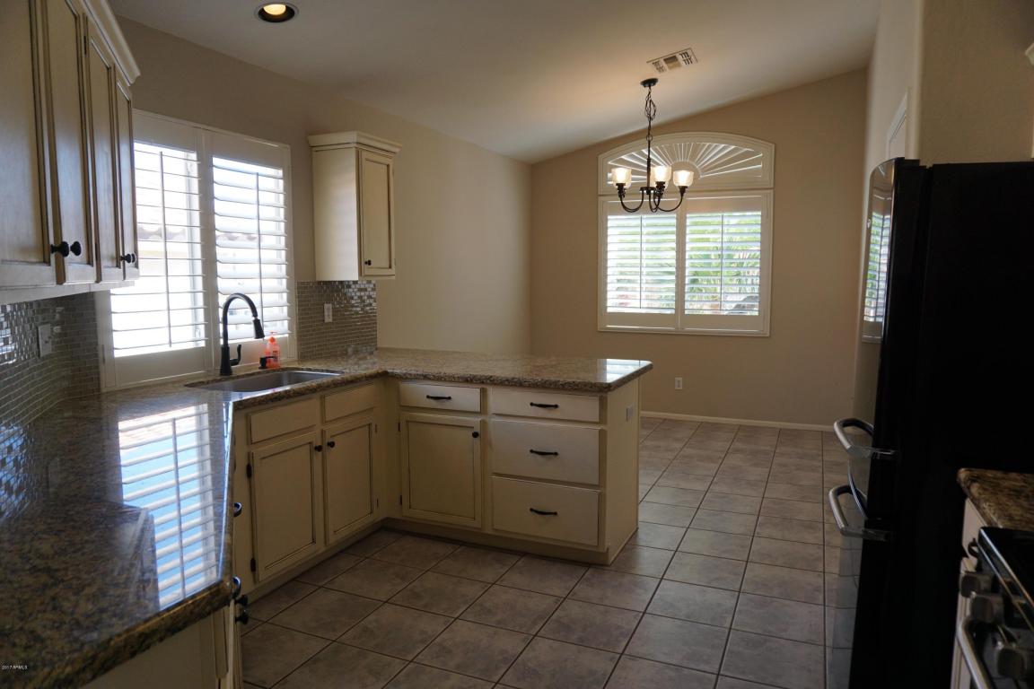 2030 E Glenhaven Dr, Phoenix, AZ 85048 photo 6