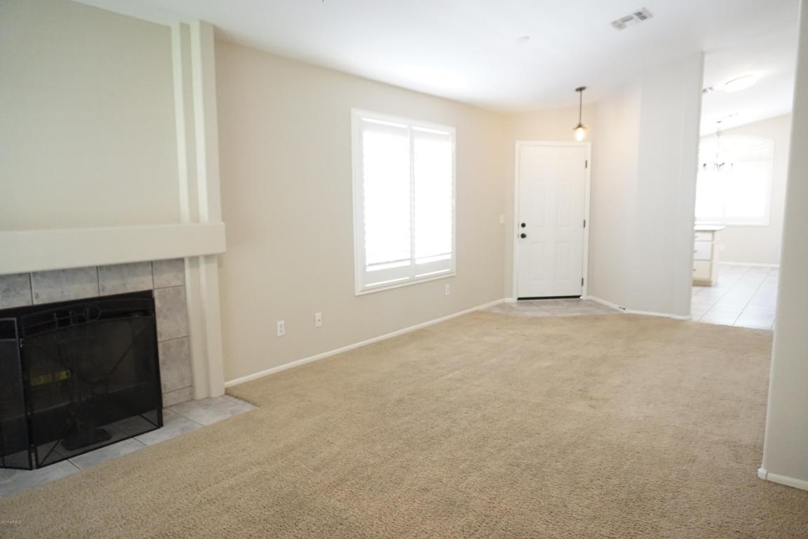 2030 E Glenhaven Dr, Phoenix, AZ 85048 photo 3
