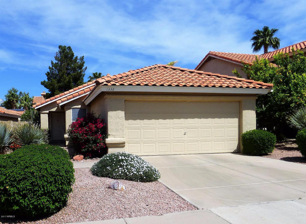 1338 E Angela Dr, Phoenix, AZ 85022 photo 1