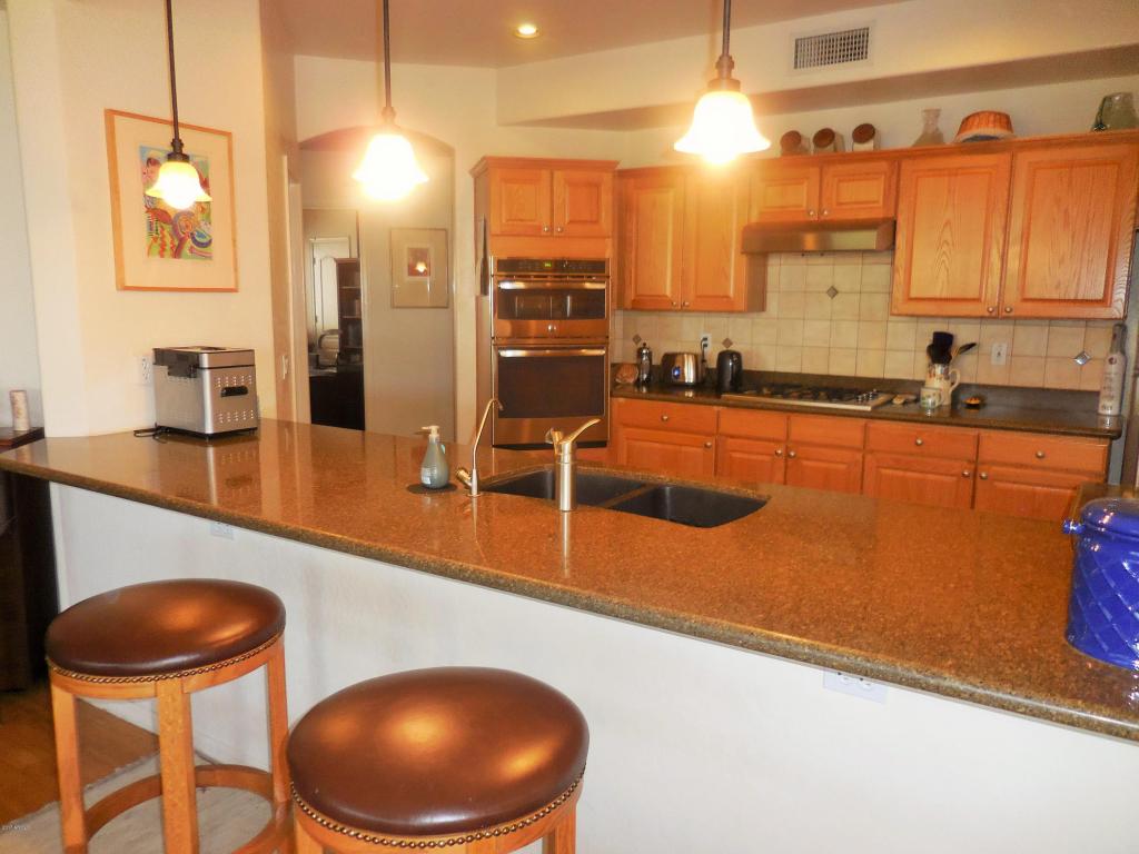 1538 E Desert Ln, Phoenix, AZ 85042 photo 9