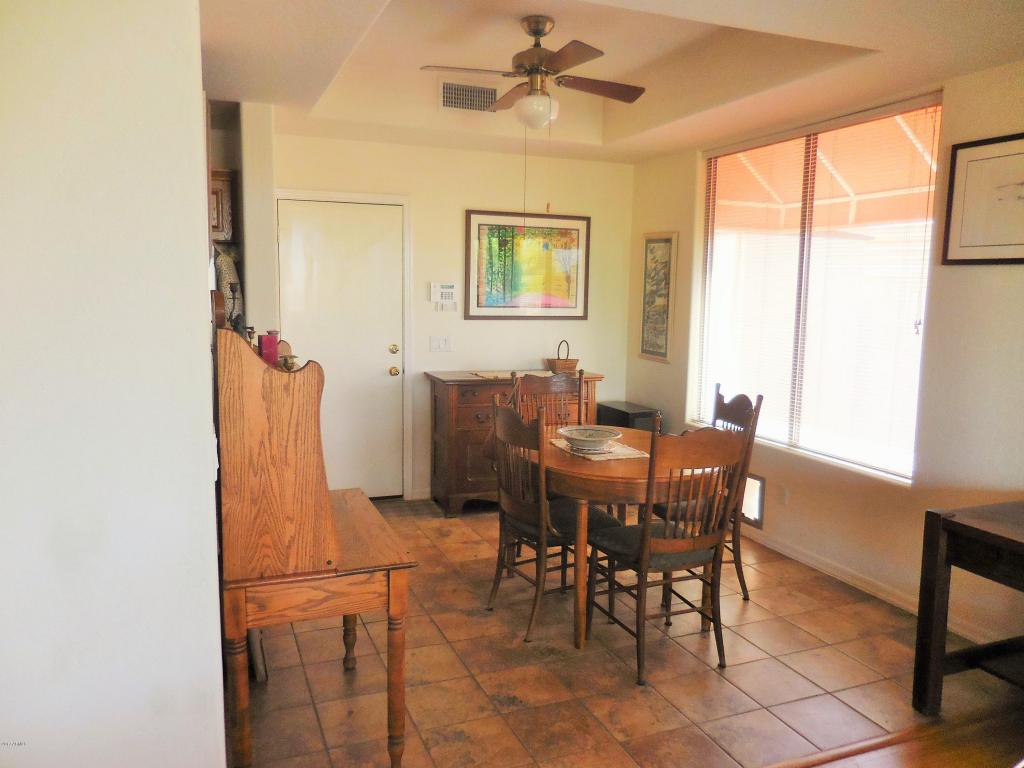 1538 E Desert Ln, Phoenix, AZ 85042 photo 6