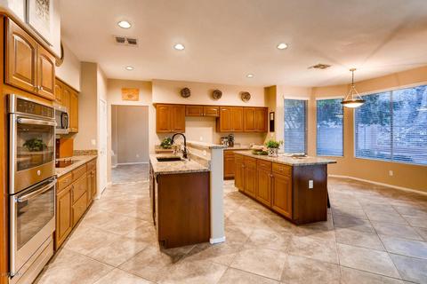 732 E Hiddenview Dr, Phoenix, AZ 85048 photo 9