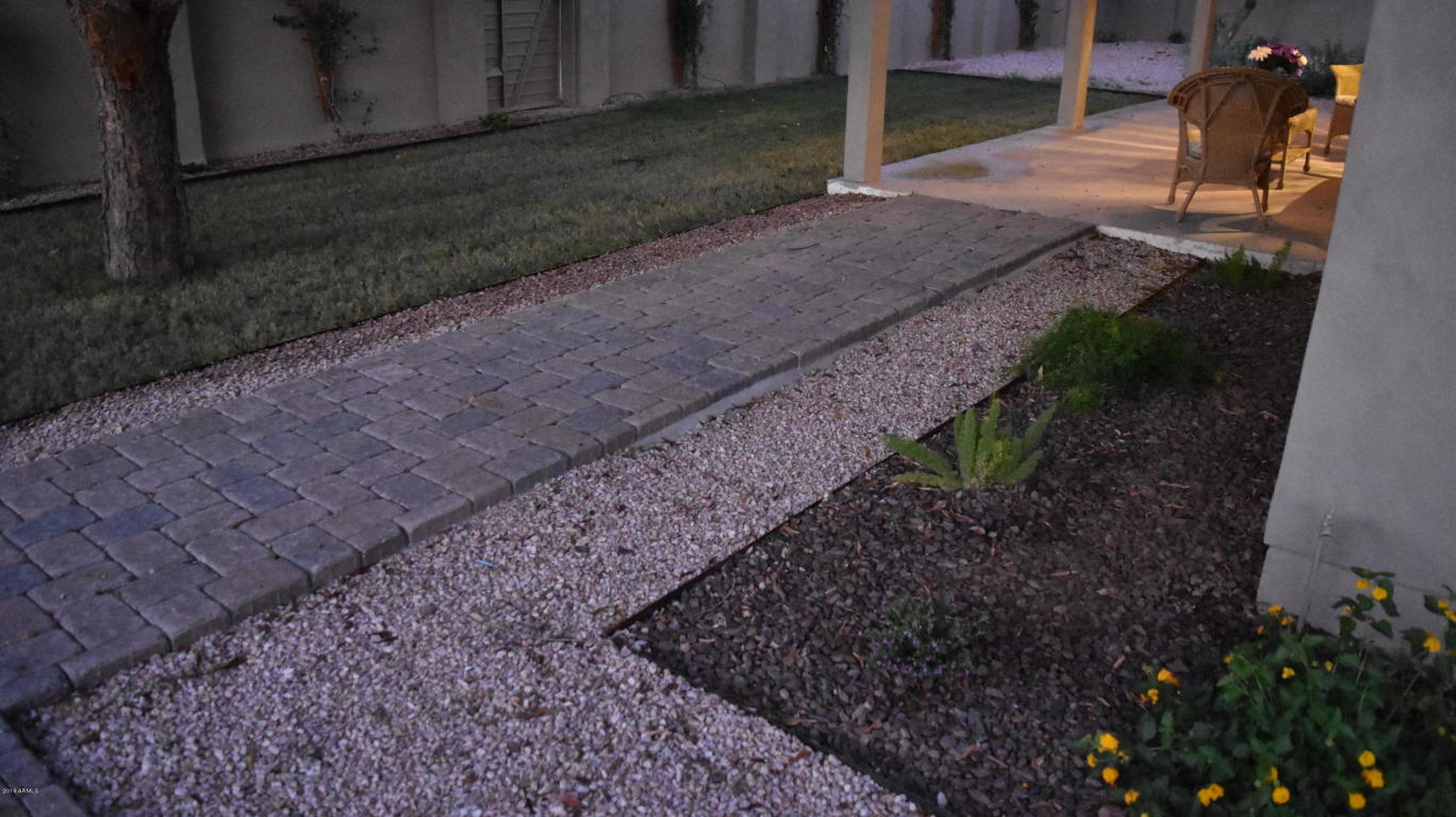 1104 E Diamond Dr, Tempe, AZ 85283 photo 23