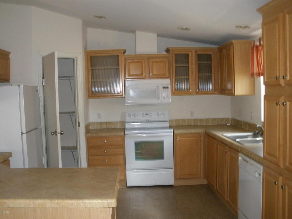 2854 Star Path, Overgaard, AZ 85933 photo 4
