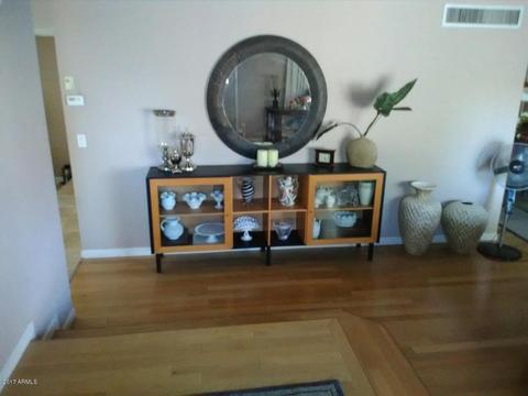 2138 E Winchcomb Dr, Phoenix, AZ 85022 photo 4