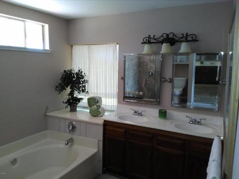 2138 E Winchcomb Dr, Phoenix, AZ 85022 photo 19