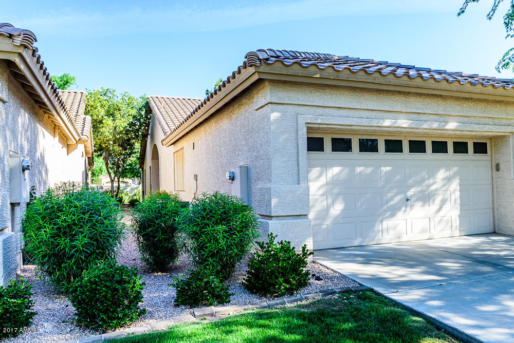 9732 E Tranquility Way, Sun Lakes, AZ 85248 photo 2